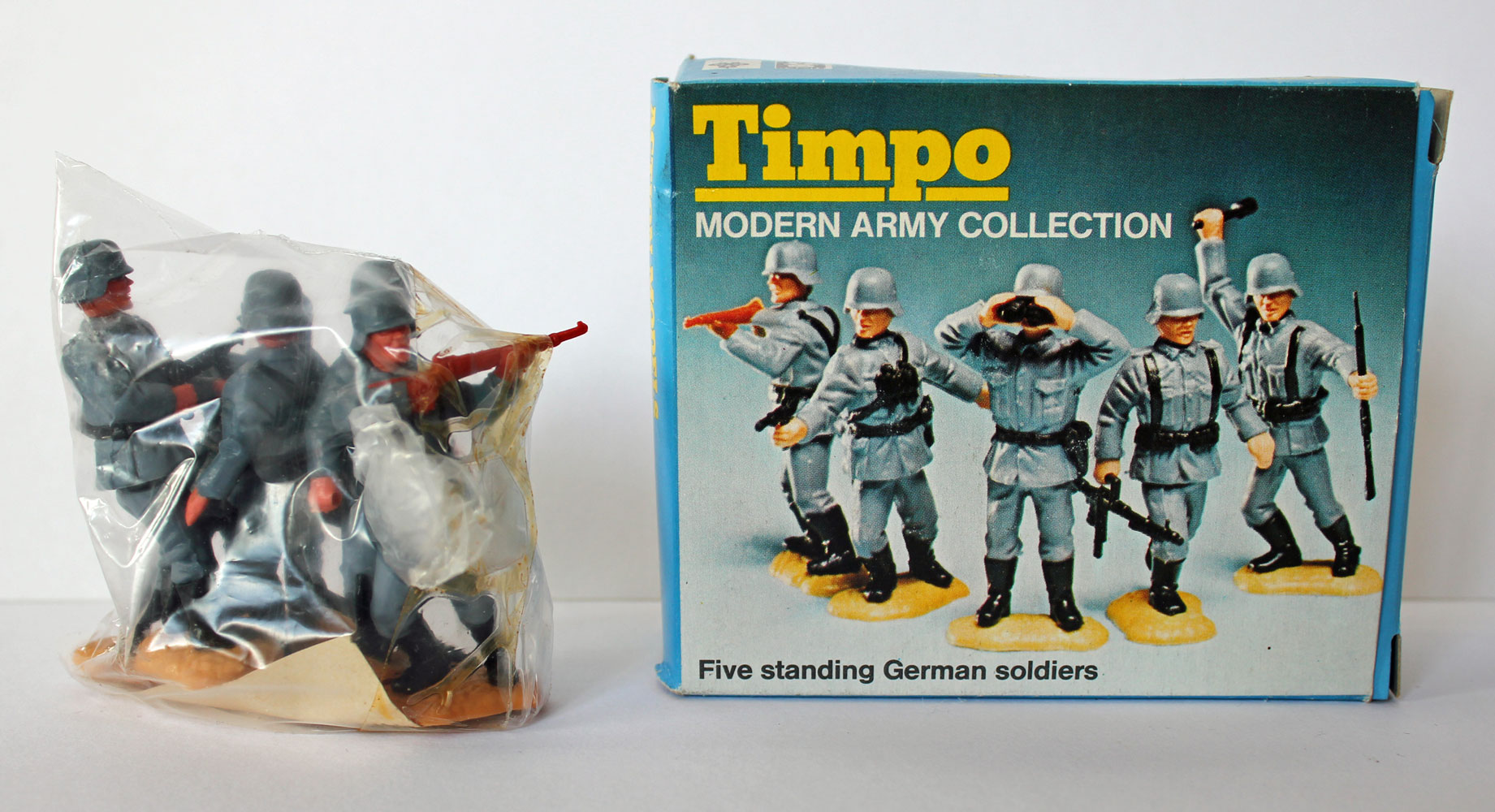 5 Timpo Toys Soldatenfiguren 2. Weltkrieg