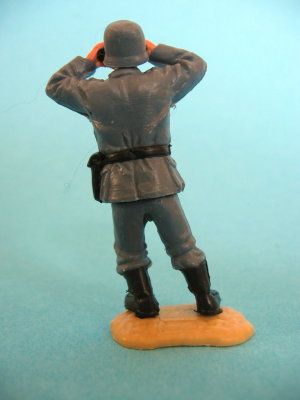 Rückseite eines Timpo-Toys WW2 Soldaten