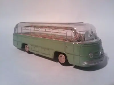 Schuco Bus aus Spritzgussmetall